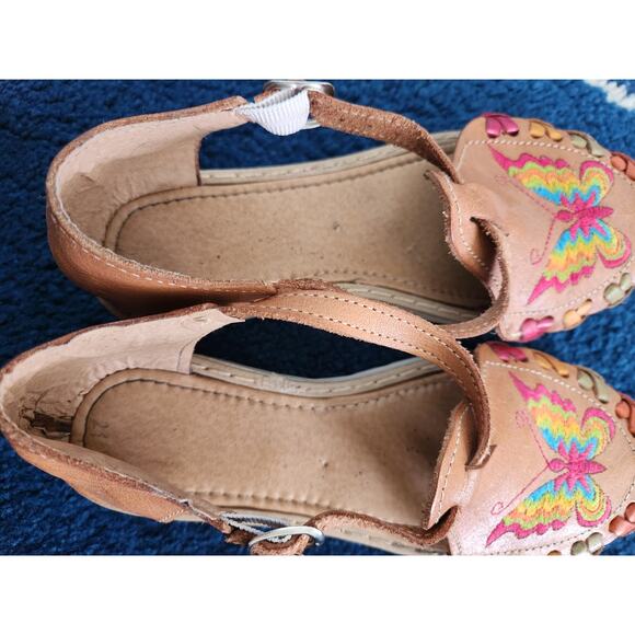 Girl's Leather Butterfly Heeled Sandals 2 - Picture 7 of 7